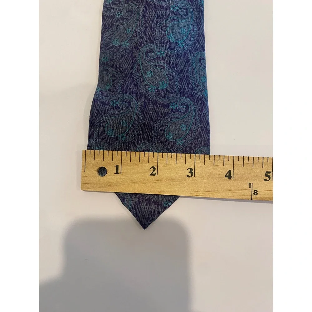SAINT HONORE Mens‎ Paisley Necktie 100% Pure Silk Hand Made in Spain
